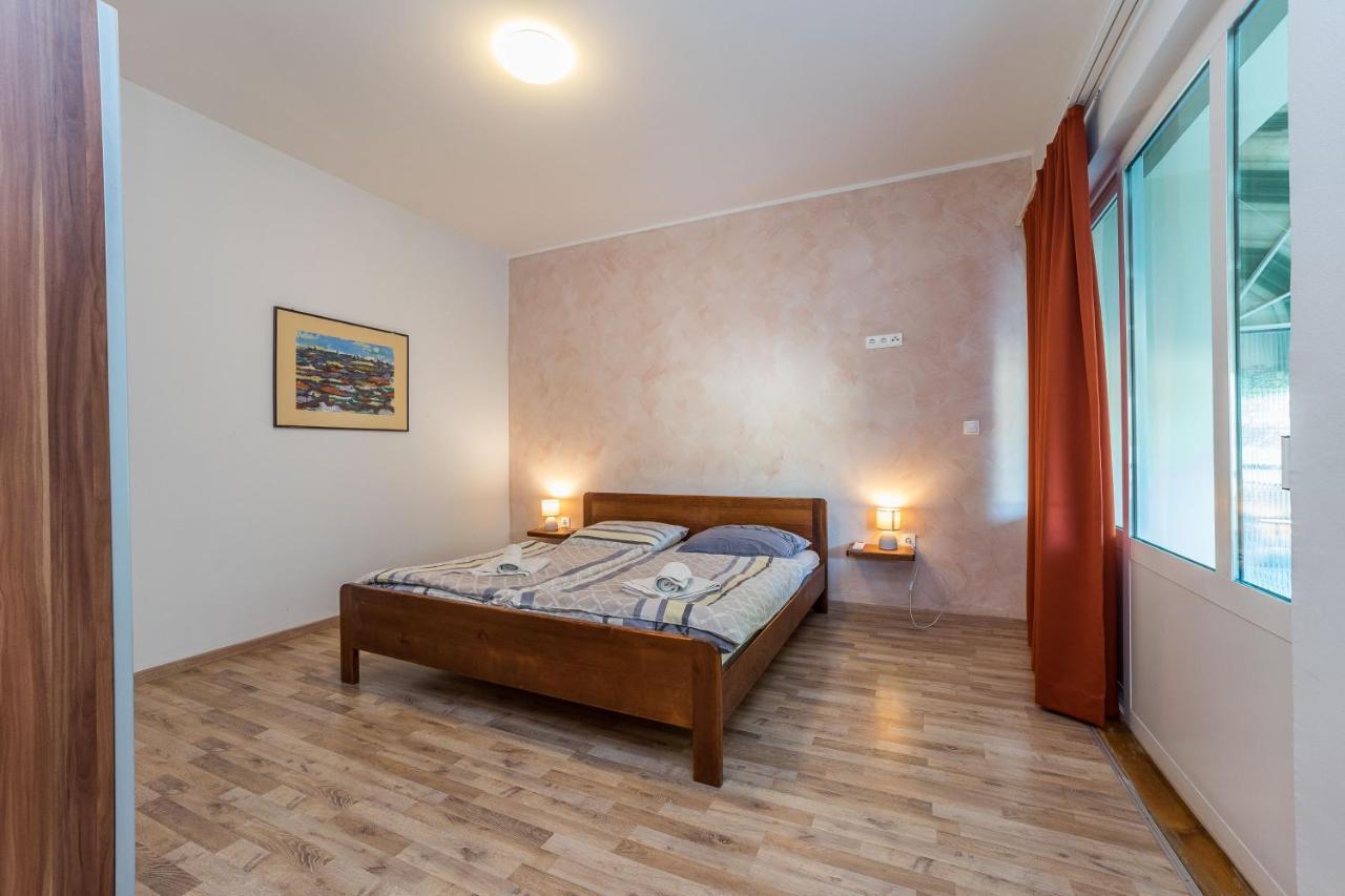 Guest House Malenica Sukošan Εξωτερικό φωτογραφία