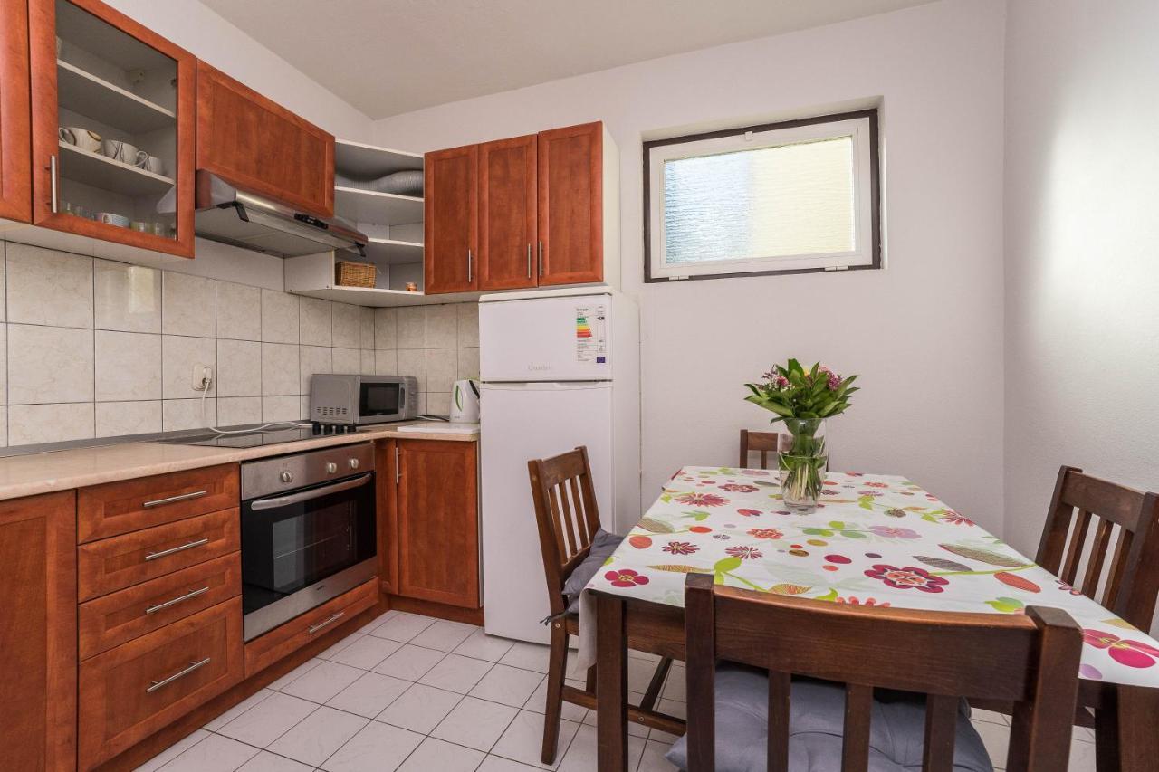 Guest House Malenica Sukošan Εξωτερικό φωτογραφία