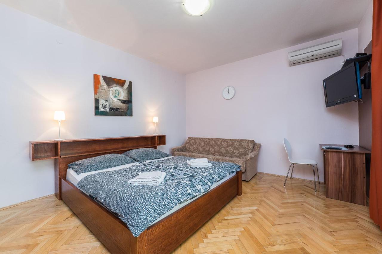 Guest House Malenica Sukošan Εξωτερικό φωτογραφία