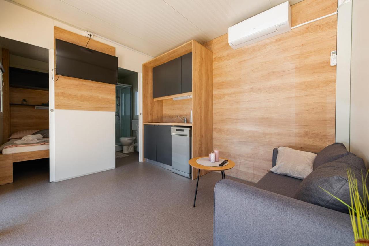 Guest House Malenica Sukošan Εξωτερικό φωτογραφία