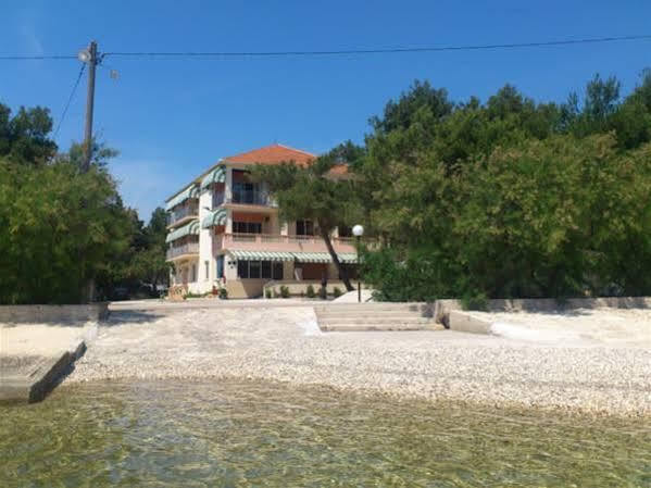 Guest House Malenica Sukošan Εξωτερικό φωτογραφία