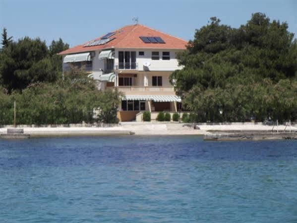 Guest House Malenica Sukošan Εξωτερικό φωτογραφία